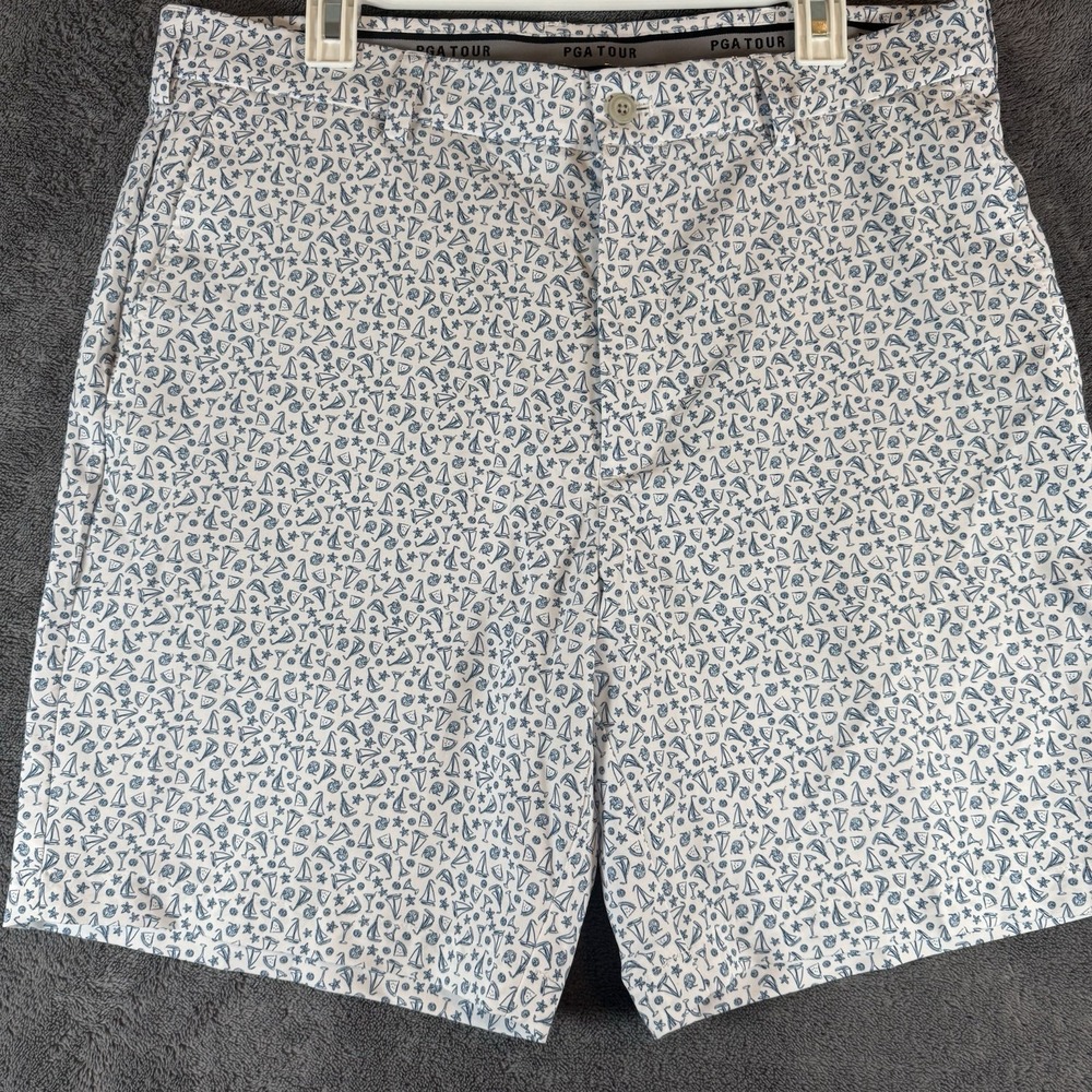 PGA TOUR Men's Golf Shorts 36 White Blue Novelty Print Flat Front Stretch